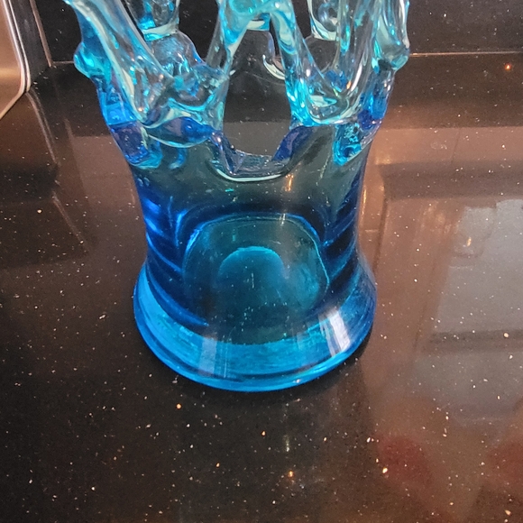 Murano Cobalt Blue Lattice Form Glass Art Vase - Picture 3 of 3